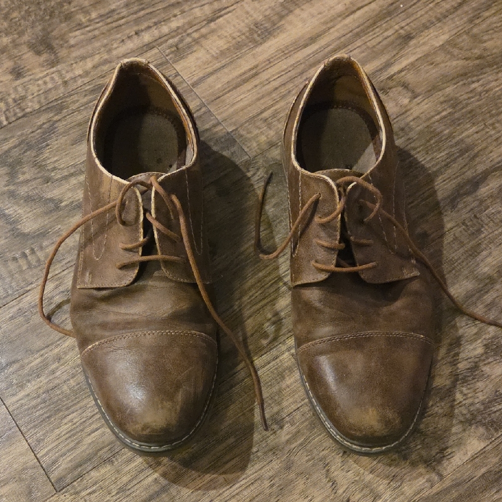 St. John's Bay Brown Leather Men's Derbys